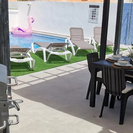 Orquidea Apartment *